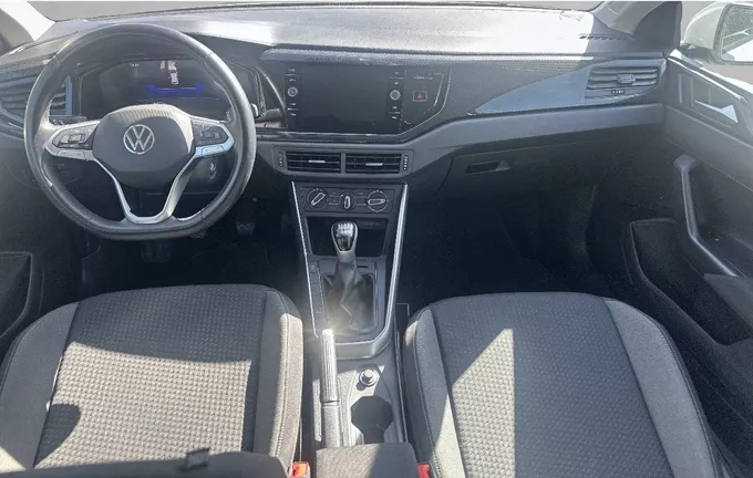 VOLKSWAGEN POLO 1.0 TSI 95 S&S BVM5 Life Plus extérieur trois quart avant droit 2132113