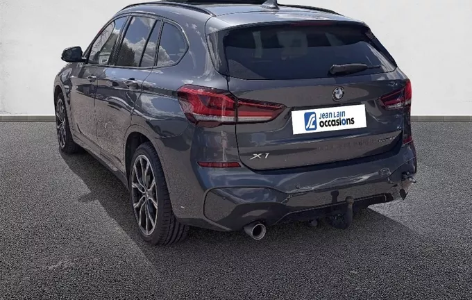 BMW X1 sDrive 18i 140 ch DKG7 M Sport extérieur trois quart arrière gauche 2128672