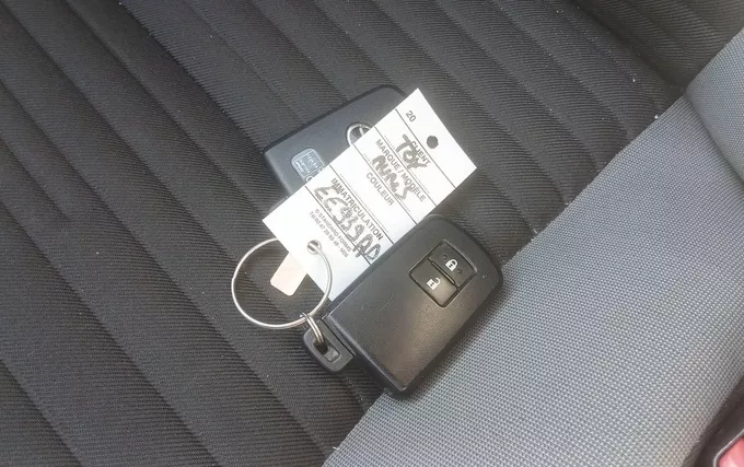 TOYOTA AURIS Hybride 136h Dynamic photo 19 1103887