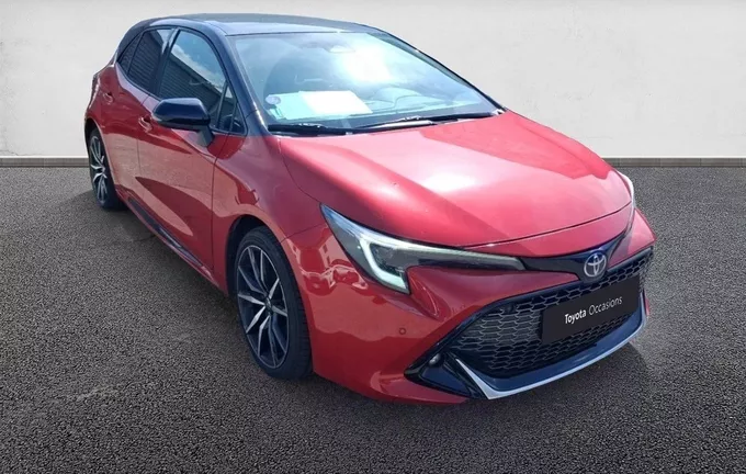 TOYOTA COROLLA HYBRIDE 140ch GR Sport extérieur trois quart avant droit 1103874