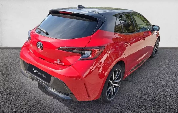 TOYOTA COROLLA HYBRIDE 140ch GR Sport extérieur trois quart arrière droit 1103874