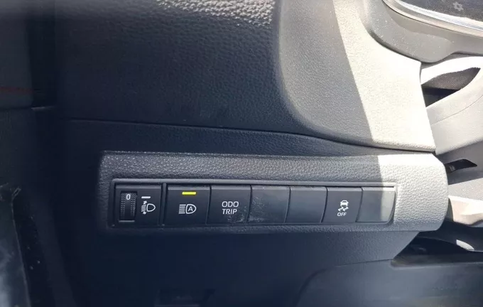 TOYOTA COROLLA HYBRIDE 140ch GR Sport photo 20 1103874