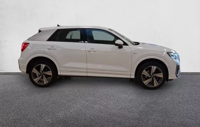 AUDI Q2 30 TDI 116 S tronic 7 Advanced extérieur côté droit 212890