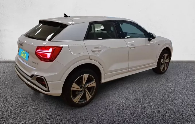 AUDI Q2 30 TDI 116 S tronic 7 Advanced extérieur trois quart arrière droit 212890