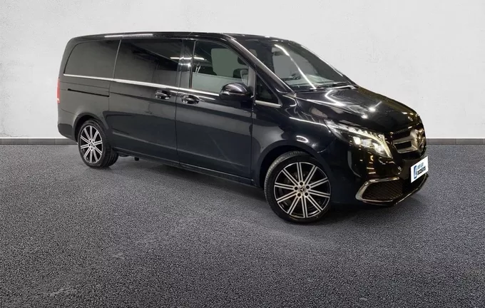 MERCEDES CLASSE V Long 300 d 4MATIC 9G-TRONIC Avantgarde extérieur trois quart avant droit 106037