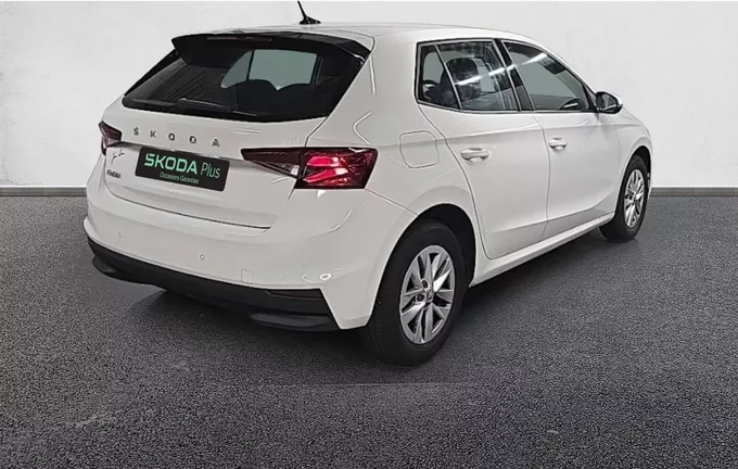 SKODA FABIA 1.0 MPI 80 ch BVM5 Active extérieur avant 2127086