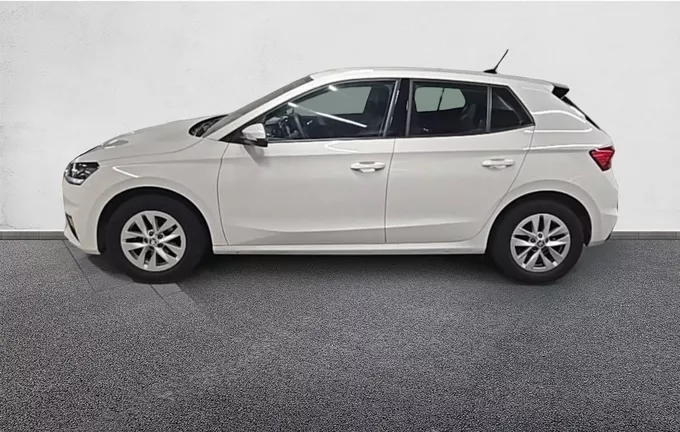 SKODA FABIA 1.0 MPI 80 ch BVM5 Active extérieur trois quart arrière gauche 2127086