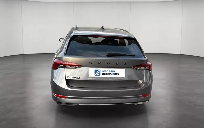 SKODA OCTAVIA Combi 2.0 TDI 150 ch DSG7 Sportline extérieur arrière 2132188