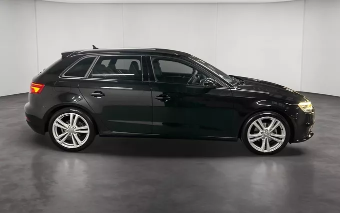 AUDI A3 Sportback 35 TFSI CoD 150 S tronic 7 extérieur côté droit 2133289