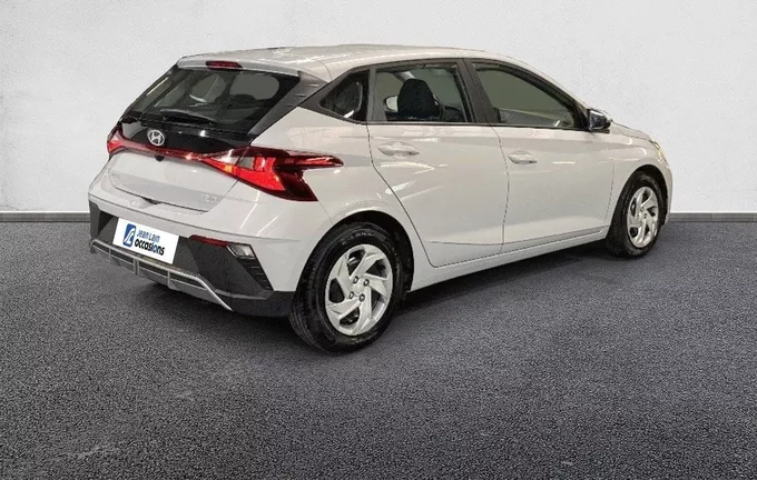HYUNDAI I20 1.2 79 Initia extérieur trois quart arrière droit 13405