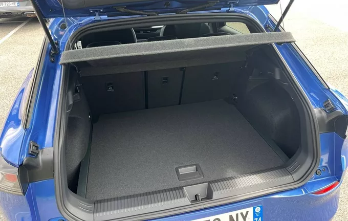 VOLKSWAGEN T-ROC 1.5 eTSI EVO2 Hybrid 150 ch DSG7 Style photo 10 9712