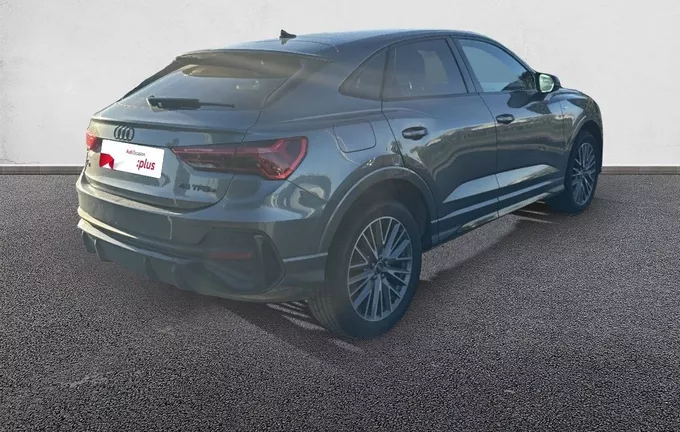 AUDI Q3 Sportback 45 TFSIe 245 ch S tronic 6 S line extérieur trois quart arrière droit 2122793