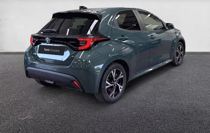 TOYOTA YARIS Hybride 116h Design extérieur trois quart arrière droit 1103647