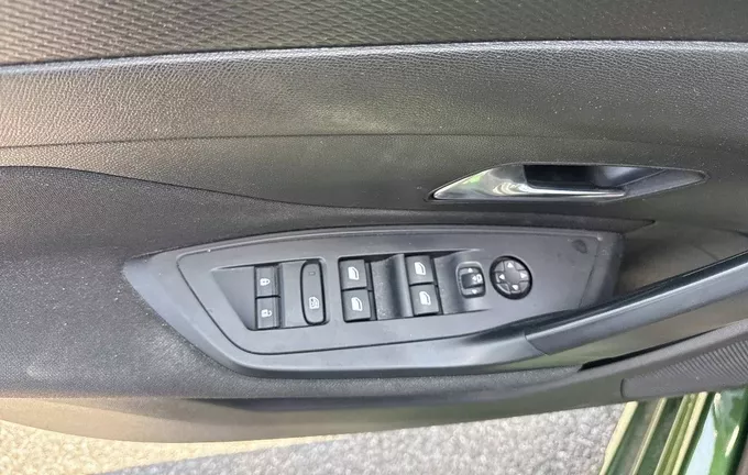 PEUGEOT 308 PureTech 110ch S&S BVM6 Active Pack photo 22 2130643