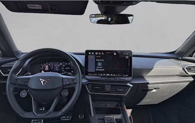 CUPRA FORMENTOR 1.5 eTSI Hybrid 150 ch DSG7 V extérieur trois quart avant droit 2128511