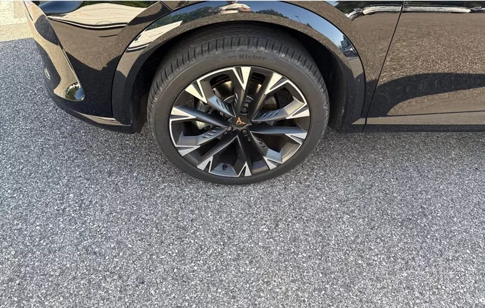 CUPRA FORMENTOR 1.5 eTSI Hybrid 150 ch DSG7 V photo 12 2128511