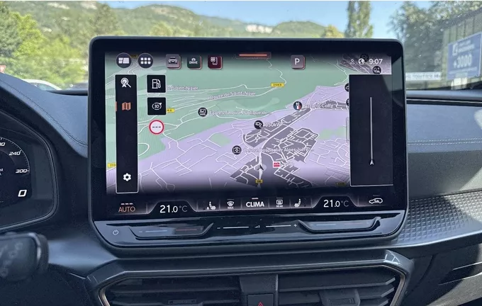 CUPRA FORMENTOR 1.5 eTSI Hybrid 150 ch DSG7 V photo 17 2128511