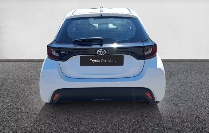 TOYOTA YARIS 120 VVT-i Dynamic Business extérieur arrière 1103765
