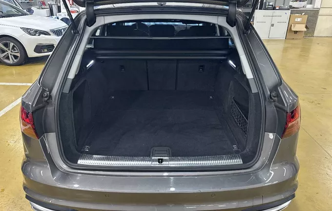 AUDI A4 Avant 35 TDI 163 S tronic 7 Business Line photo 10 212593
