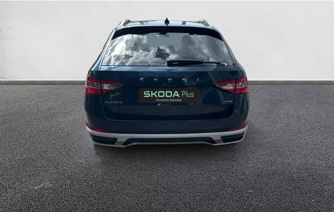 SKODA SUPERB Combi 2.0 TDI 200 SCR DSG7 4x4 Scout extérieur côté gauche 2128473