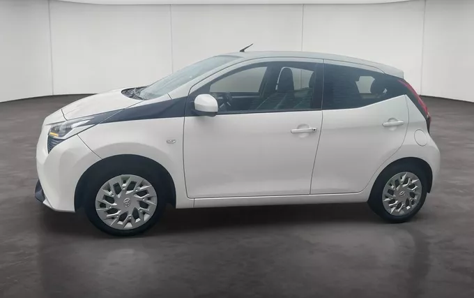 TOYOTA AYGO 1.0 VVT-i x-play extérieur côté gauche 1104019