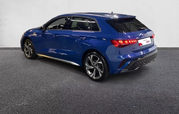 AUDI A3 Sportback TDI 150 S tronic 7 S line extérieur trois quart arrière gauche 2130783