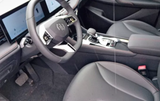 MG EHS 1.5 Hybrid+ 224 ch Luxury photo 11 7581