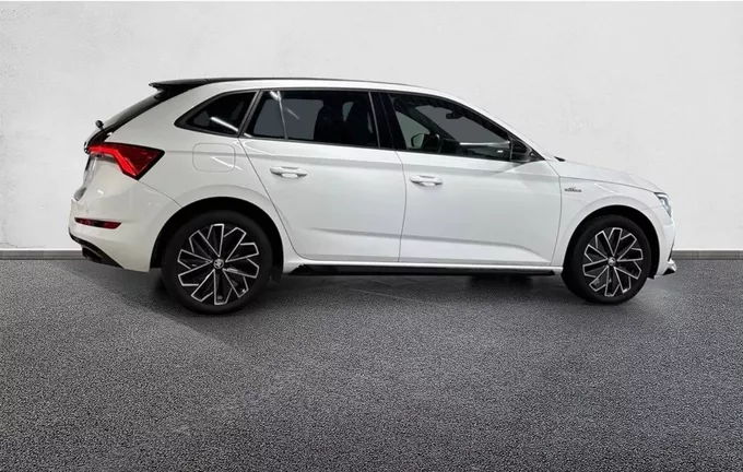 SKODA SCALA 1.5 TSI 150 ch DSG7 Monte-Carlo extérieur côté droit 2129482