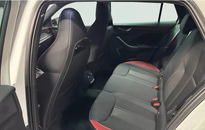 SKODA SCALA 1.5 TSI 150 ch DSG7 Monte-Carlo extérieur arrière 2129482