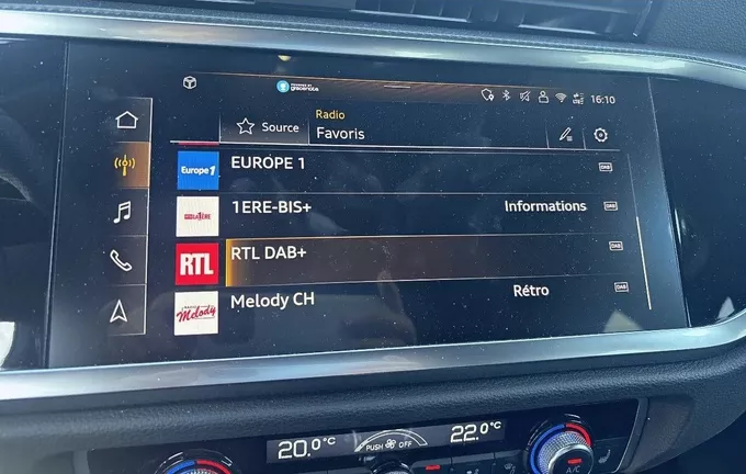 AUDI Q3 35 TFSI 150 ch S tronic 7 S line photo 16 2126797