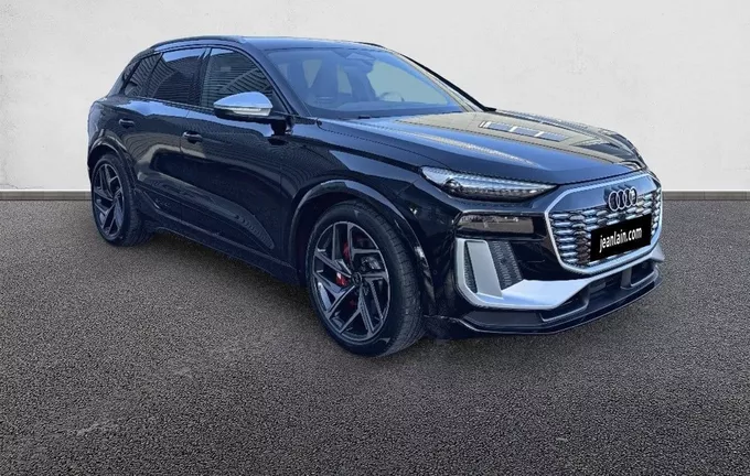AUDI SQ6 E-TRON 489 ch 100 kWh quattro extérieur trois quart avant droit 1136