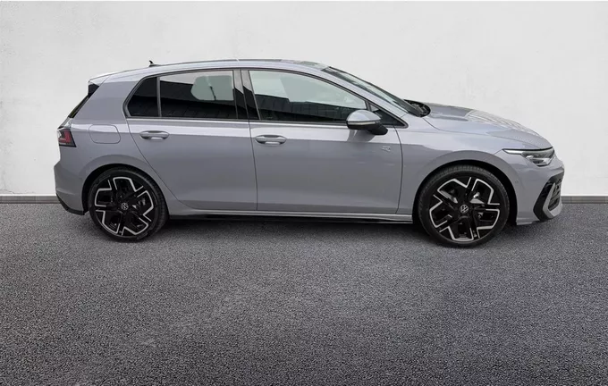 VOLKSWAGEN GOLF 1.5 eTSI EVO2 150 DSG7 R-Line Edition extérieur côté droit 9711