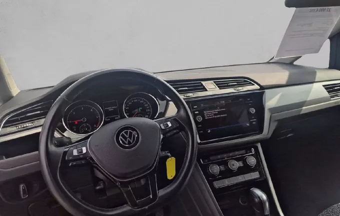 VOLKSWAGEN TOURAN 2.0 TDI 150 DSG7 7pl Lounge photo 18 2130355