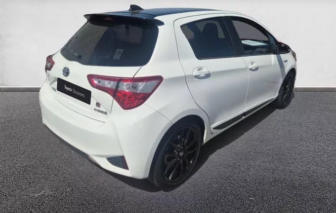 TOYOTA YARIS Hybride 100h GR SPORT extérieur trois quart arrière droit 1103651