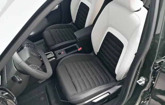 CITROEN E-C3 AIRCROSS 113 Automatique Max photo 11 057454