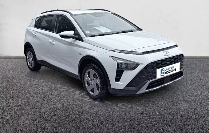 HYUNDAI BAYON 1.0 T-GDi 100 Hybrid 48V Initia extérieur trois quart avant droit 13832