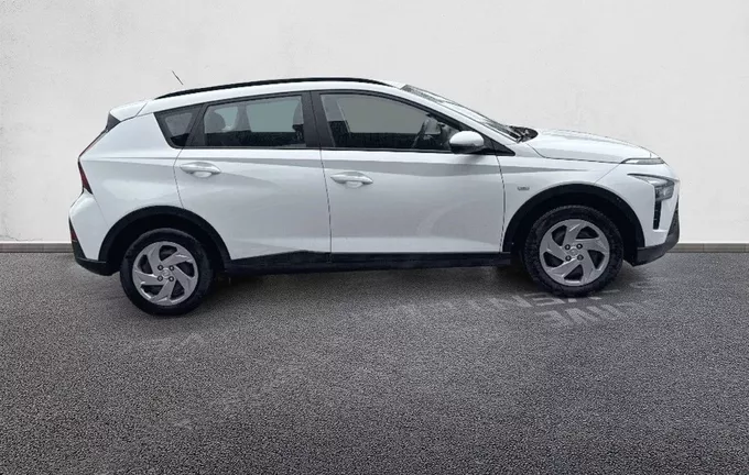HYUNDAI BAYON 1.0 T-GDi 100 Hybrid 48V Initia extérieur côté droit 13832