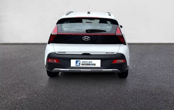 HYUNDAI BAYON 1.0 T-GDi 100 Hybrid 48V Initia extérieur arrière 13832