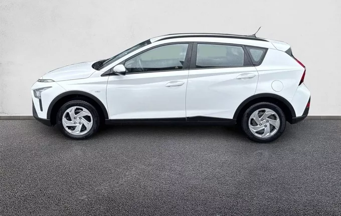 HYUNDAI BAYON 1.0 T-GDi 100 Hybrid 48V Initia extérieur côté gauche 13832