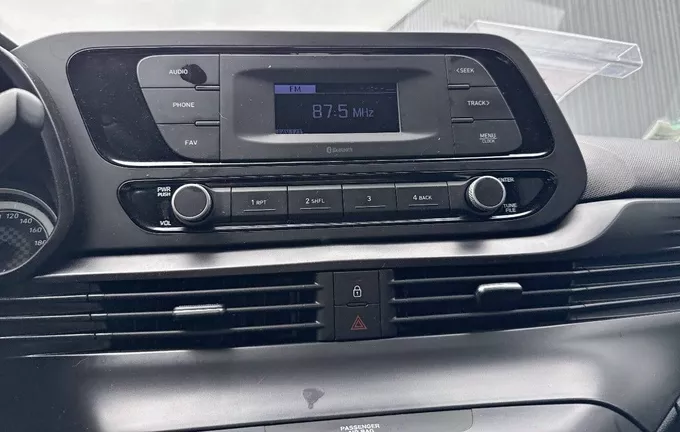 HYUNDAI BAYON 1.0 T-GDi 100 Hybrid 48V Initia photo 16 13832