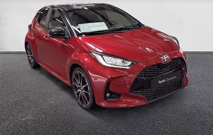 TOYOTA YARIS Hybride 130h GR Sport extérieur trois quart avant droit 1103412