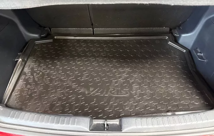 TOYOTA YARIS Hybride 130h GR Sport photo 10 1103412