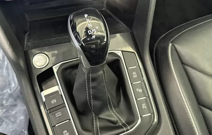 VOLKSWAGEN TIGUAN 1.5 TSI 150ch DSG7 R-Line Exclusive photo 15 2124367