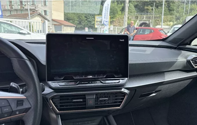 CUPRA FORMENTOR 1.5 eTSI Hybrid 150 ch DSG7 V photo 15 2120239