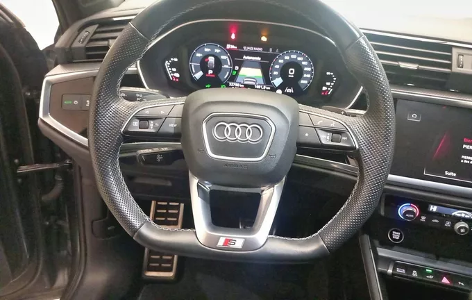 AUDI Q3 45 TFSIe 245 ch S tronic 6 S line photo 9 944420