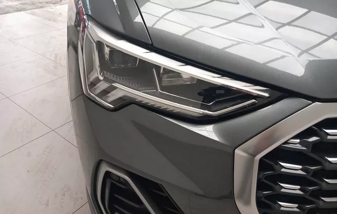 AUDI Q3 45 TFSIe 245 ch S tronic 6 S line photo 16 944420