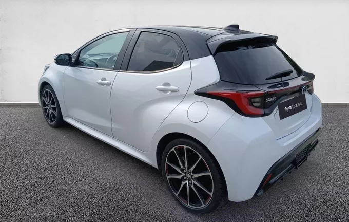 TOYOTA YARIS Hybride 116h GR Sport extérieur trois quart arrière gauche 1103154