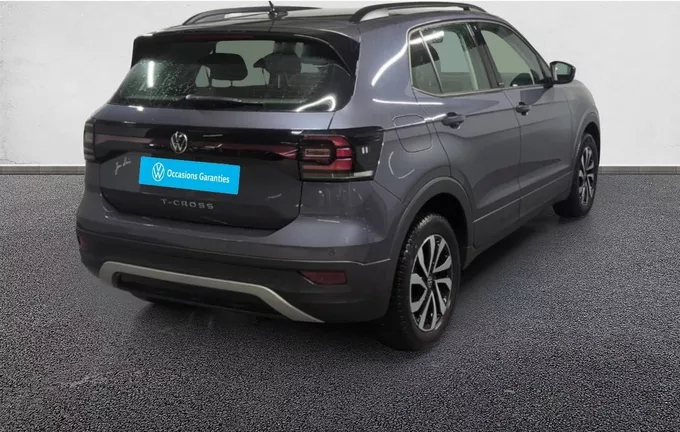 VOLKSWAGEN T-CROSS 1.0 TSI 110 Start/Stop DSG7 Active extérieur trois quart arrière droit 2129031