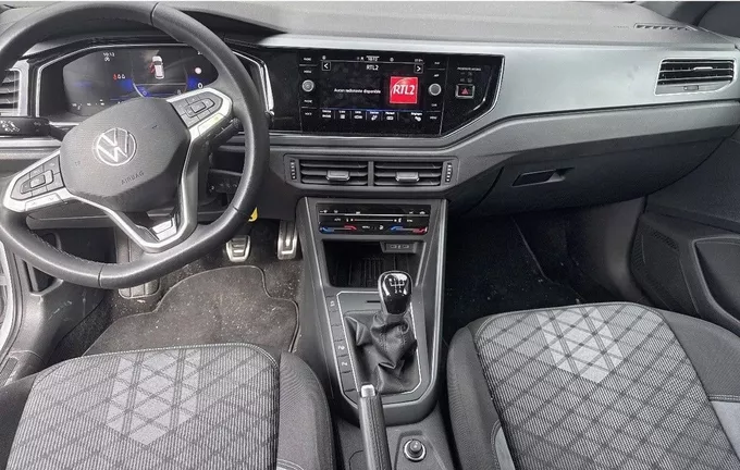 VOLKSWAGEN POLO 1.0 TSI 95 S&S BVM5 R-Line Edition extérieur trois quart avant droit 2130862