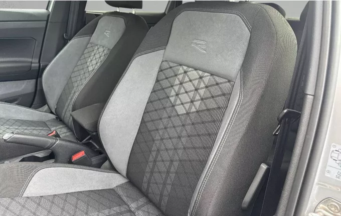 VOLKSWAGEN POLO 1.0 TSI 95 S&S BVM5 R-Line Edition extérieur trois quart arrière droit 2130862
